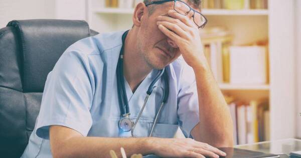 La Nación / Trabajo sobre el desgaste de los médicos paraguayos
