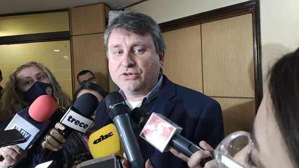 Lichi vuelve a prometer que renunciará esta semana - ADN Digital