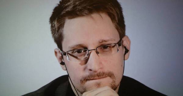 La Nación / Edward Snowden adquirió la nacionalidad rusa