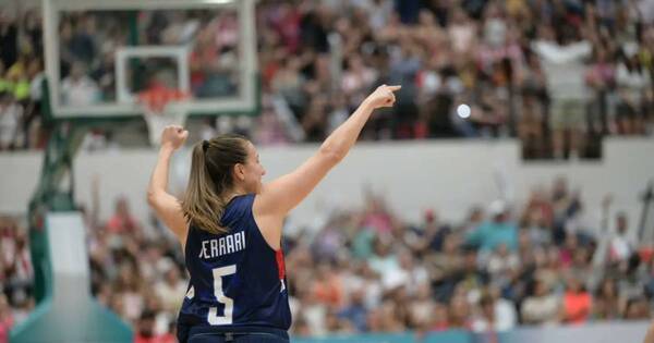 La Nación / Locura desatan las guerreras del básquetbol y van tras el oro