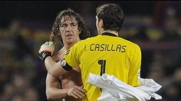 Crónica / Casillas aclara que “no es gay” y ex capitán del Barça se disculpa por el "tanteo"