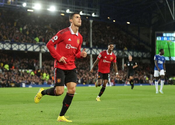 El portugués Cristiano Ronaldo marca su gol 700 en clubes