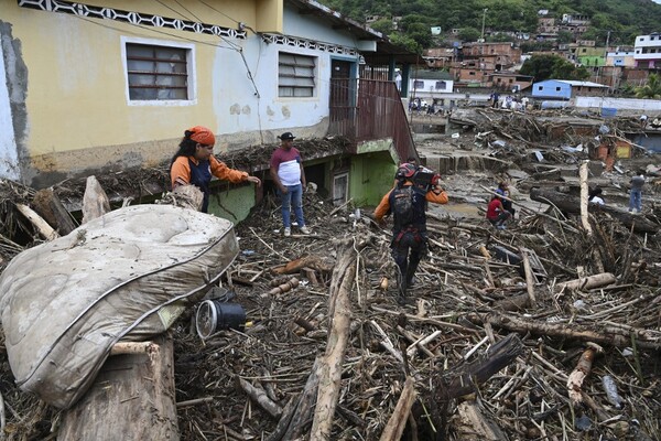 Diario HOY | Deslave arrasa pueblo de Venezuela y deja 22 muertos y 52 desaparecidos