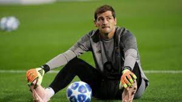 Iker Casillas afirma haber sido 'hackeado' luego del tuit que decía que "es gay"