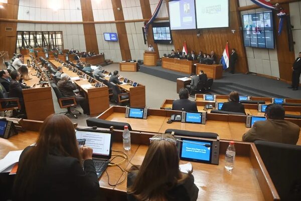 PGN 2023: bicameral recibe hoy a las universidades nacionales - Economía - ABC Color