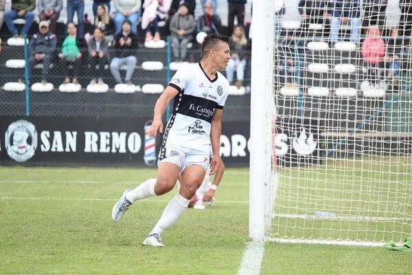 Primera División B: El 24 de Setiembre se mantiene en zona de ascenso - Fútbol de Ascenso de Paraguay - ABC Color