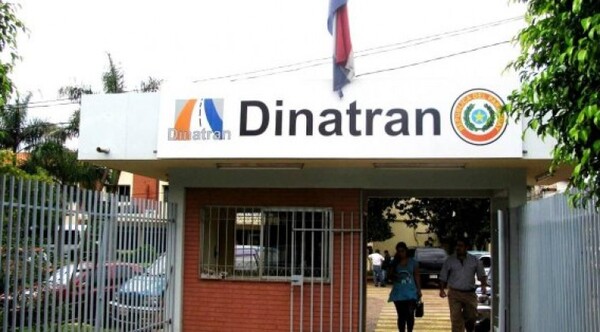 Diario HOY | Aspirantes de concurso en Dinatran denuncian serias irregularidades