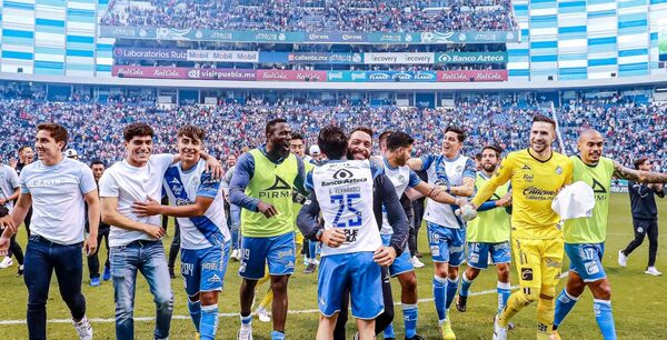 Con una gran actuación de Antony, Puebla vence a Chivas y se mete a la Liguilla