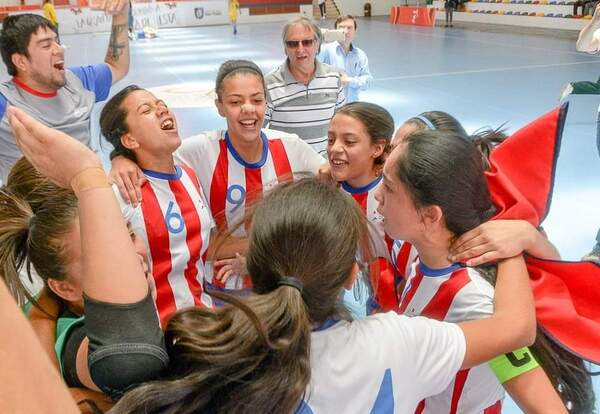 ASU2022: la Albirroja Futsal Femenina mide hoy a Chile en León Condou - .::Agencia IP::.