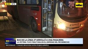 Bus de la línea 27 arrolló a una pasajera - ABC Noticias - ABC Color