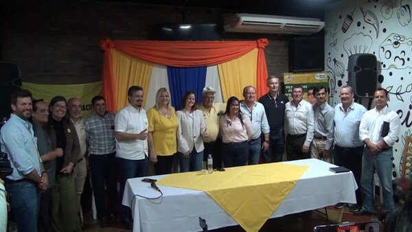 Encuentro Nacional presentó a sus precandidatos en Encarnación