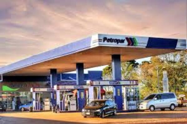 Petropar baja hoy los precios en la mayoría de sus estaciones