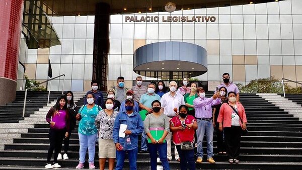 Indígenas de distintas comunidades llegan hoy para movilizarse en Asunción