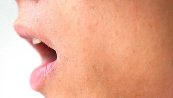 ¿La voz se hereda?: Estudio señala que la genética y el entorno influyen