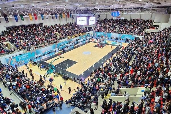 La afición y su apoyo incondicional - El Independiente