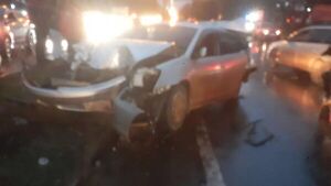 Una mujer queda herida tras múltiple choque en Ciudad del Este