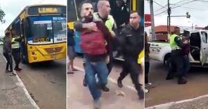 La Nación / Detienen a un hombre tras intentar asaltar un bus con un arma de juguete