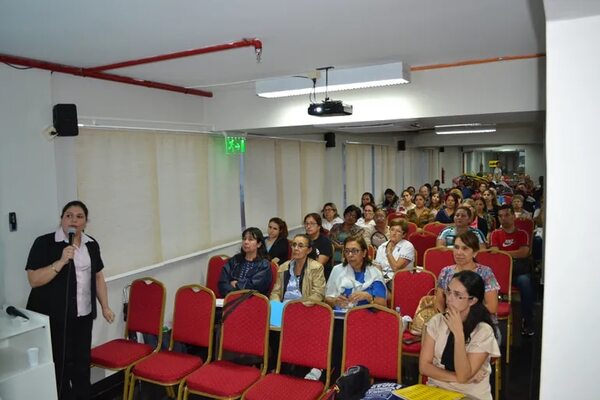 Curso de Matemáticas para docentes: hoy se publica primer fascículo con nuestro diario - Nacionales - ABC Color