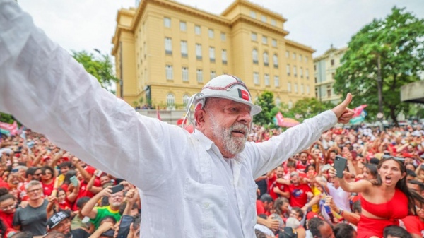 Lula retoma promesas de desarrollo para Río de Janeiro, bastión del bolsonarismo
