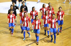 Paraguay aplasta a Chile en futsal femenino y apunta a lo más alto