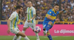 Con Romero en cancha, Boca Juniors gana y se coloca como único líder