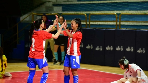 Paraguay golea a Chile en futsal femenino - Paraguaype.com