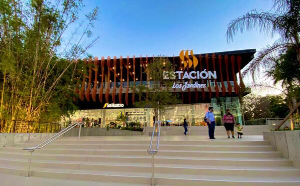 Diario HOY | ¡Shopping Estación Los Jardines abre sus puertas!