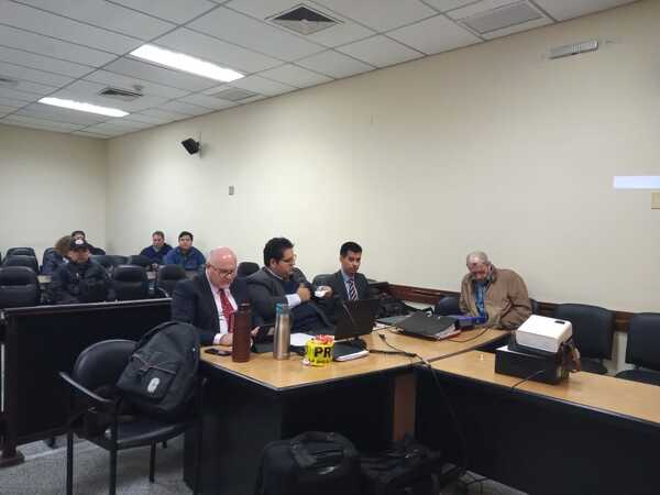 Abogado de Gerardo Stadecker recusa al Tribunal de Sentencia - PDS RADIO