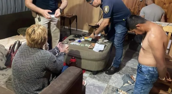 Imputan a paraguayo y brasileña por trata de personas - Unicanal