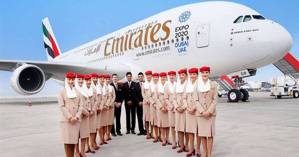 La Nación / Emirates busca paraguayos tripulantes de cabina para su equipo de trabajo