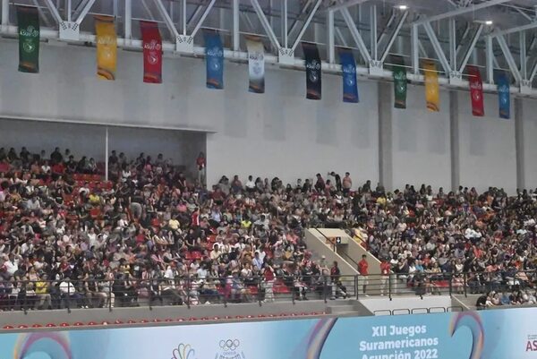 Odesur: principio de incendio en cancha de tenis de la SND - Nacionales - ABC Color