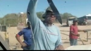Nativos tomaron peaje en Tte. Montanía para presionar al INDI  - Noticias del Chaco - ABC Color