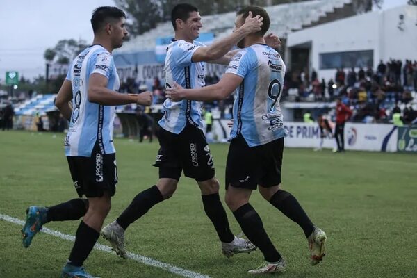 Guaireña FC vs. Resistencia: victoria local para acercarse a la Sudamericana - Fútbol - ABC Color