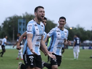 Guaireña FC festejó en su Parque - APF