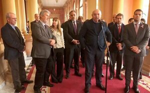 PGN 2023: Ejecutivo se reunió con sector privado para expresar preocupación por ampliación de gastos - Economía - ABC Color