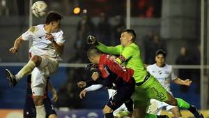 Crónica / Nacional y Cerro se trenzaron a full, pero faltaron los goles