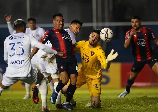 Nacional 0-Cerro Porteño 0: Buenos vecinos - Fútbol - ABC Color