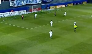 (VIDEO) ¿Sin cena? El increíble gol que falló delantero de Cerro
