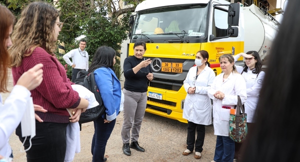 Alumnos de la UCA de Alto Paraná realizaron una visita técnica al INTN