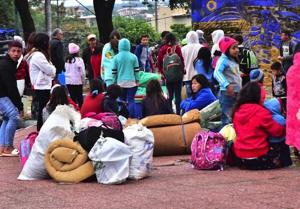Municipalidad de Asunción asegura que se opuso a que indígenas ocupen las plazas - Nacionales - ABC Color