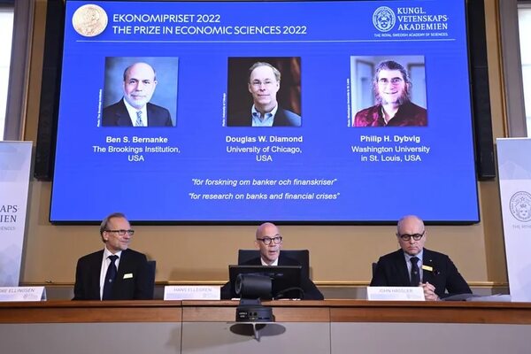 Estadounidenses Ben Bernanke, Douglas Diamond y Philip Dybvig ganan el Nobel de Economía - Ciencia - ABC Color