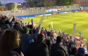 Crónica / [VIDEO] El canto que dedicaron los hinchas de Nacional a los cerristas