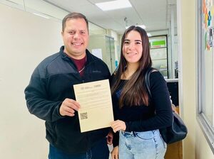 MUVH entregó más de 300 certificados de aporte estatal para compra de la primera vivienda - .::Agencia IP::.