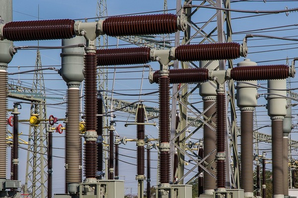 Brasil exporta energía eléctrica a Argentina y Uruguay con un nuevo mecanismo - Revista PLUS