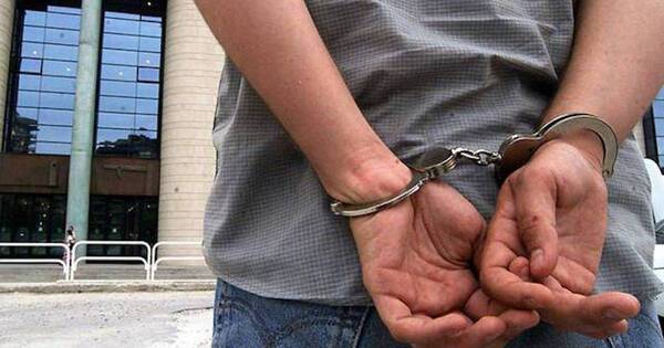 La Nación / Hombre macheteó a su hijo y nuera