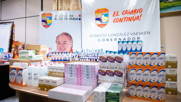 Gobernación dona lote de medicamentos al Centro de Salud de Juan León Mallorquín - Noticde.com