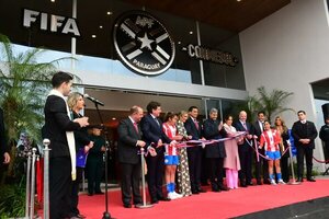 CARFEM se transforma en “epicentro del fútbol femenino paraguayo, sudamericano y mundial”, resalta FIFA | 1000 Noticias