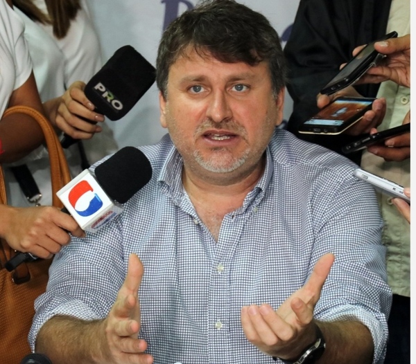Renuncia Presidente de Petropar