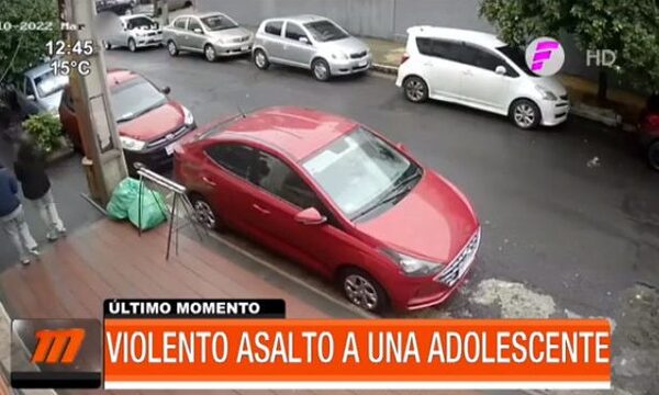 Violento asalto a adolescente en pleno centro de Asunción | Telefuturo
