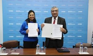 UNE y UNIBE firman convenio de cooperación
